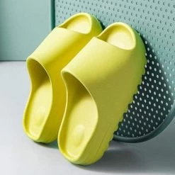 Streetgarm Kanye West Rubber Slide