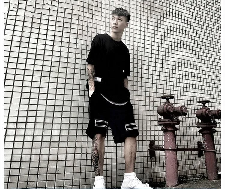 Streetgarm OFF Stripped White Shorts NEW 5 Streetgarm OFF Stripped White Shorts NEW